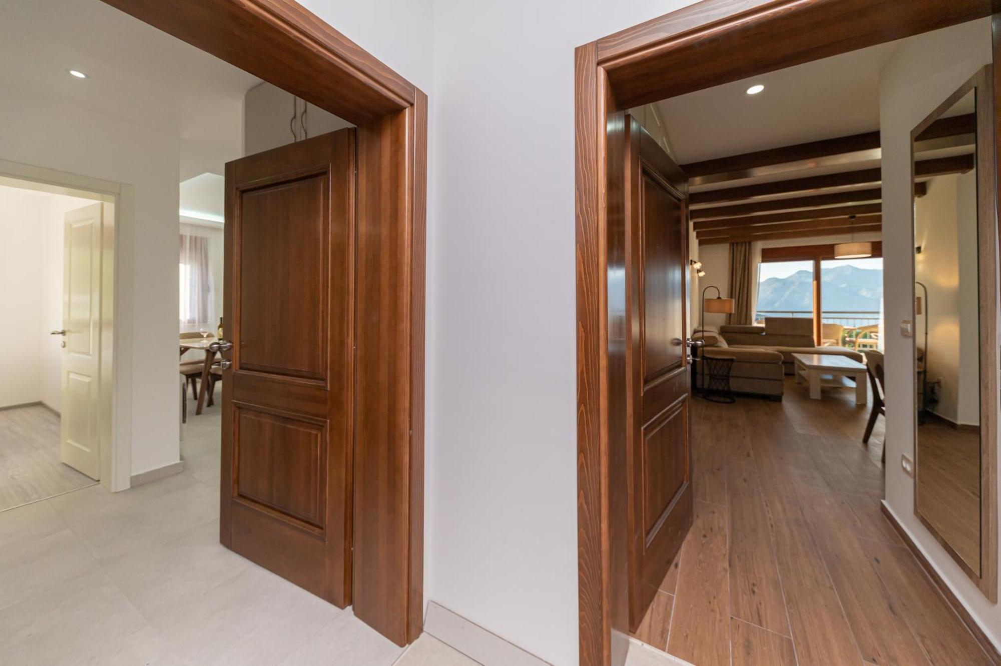 Red Hill Apartment Kotor Ngoại thất bức ảnh