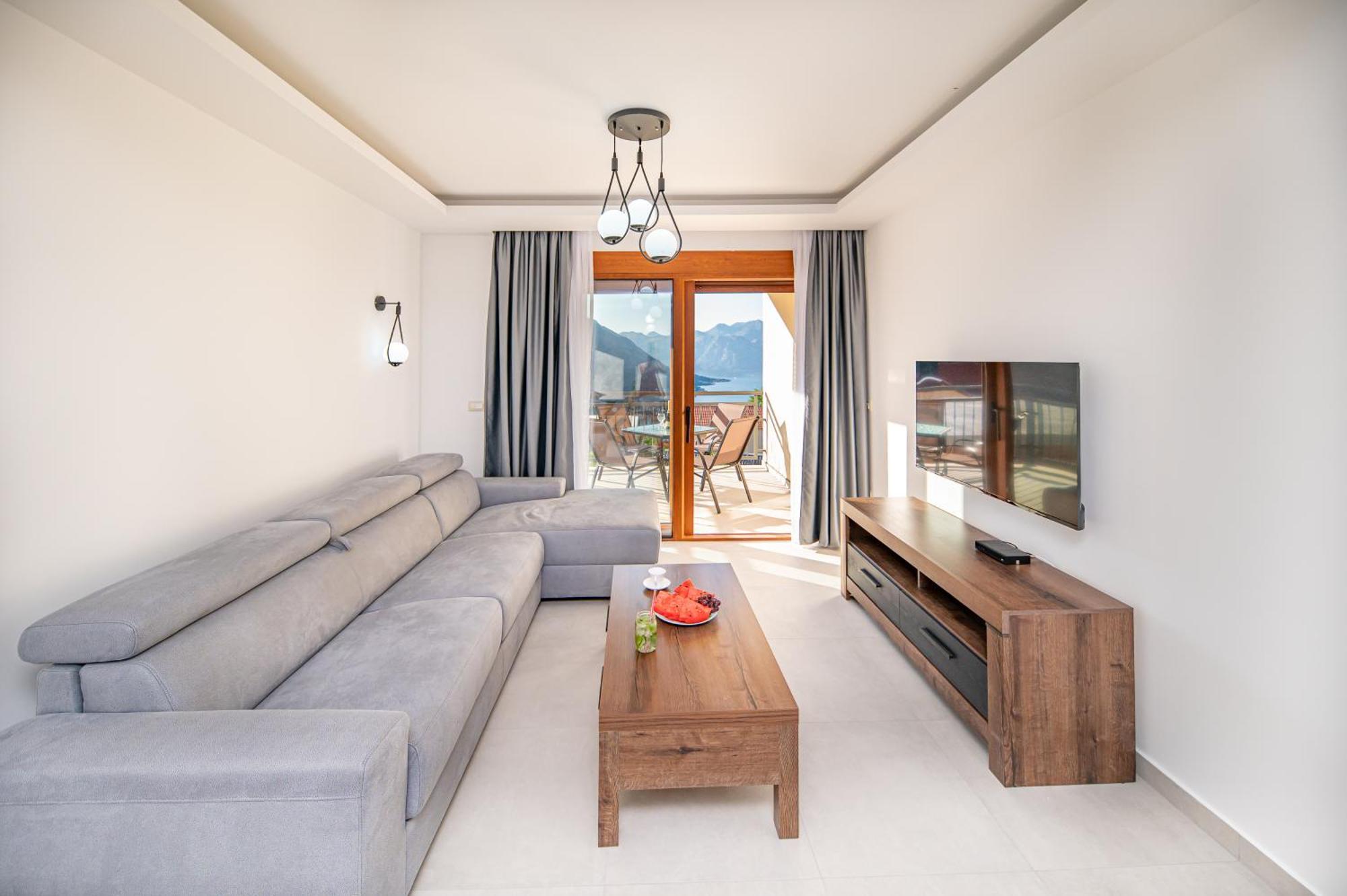 Red Hill Apartment Kotor Ngoại thất bức ảnh