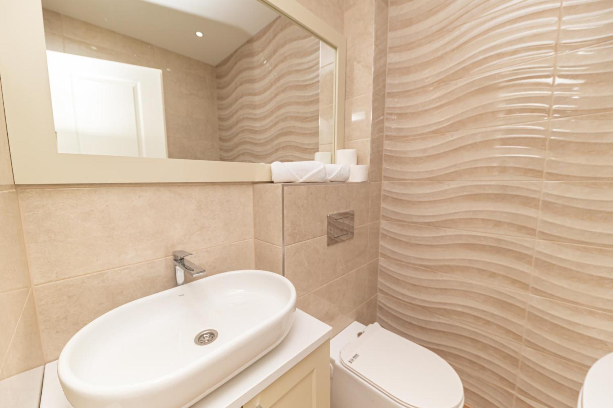 Red Hill Apartment Kotor Ngoại thất bức ảnh