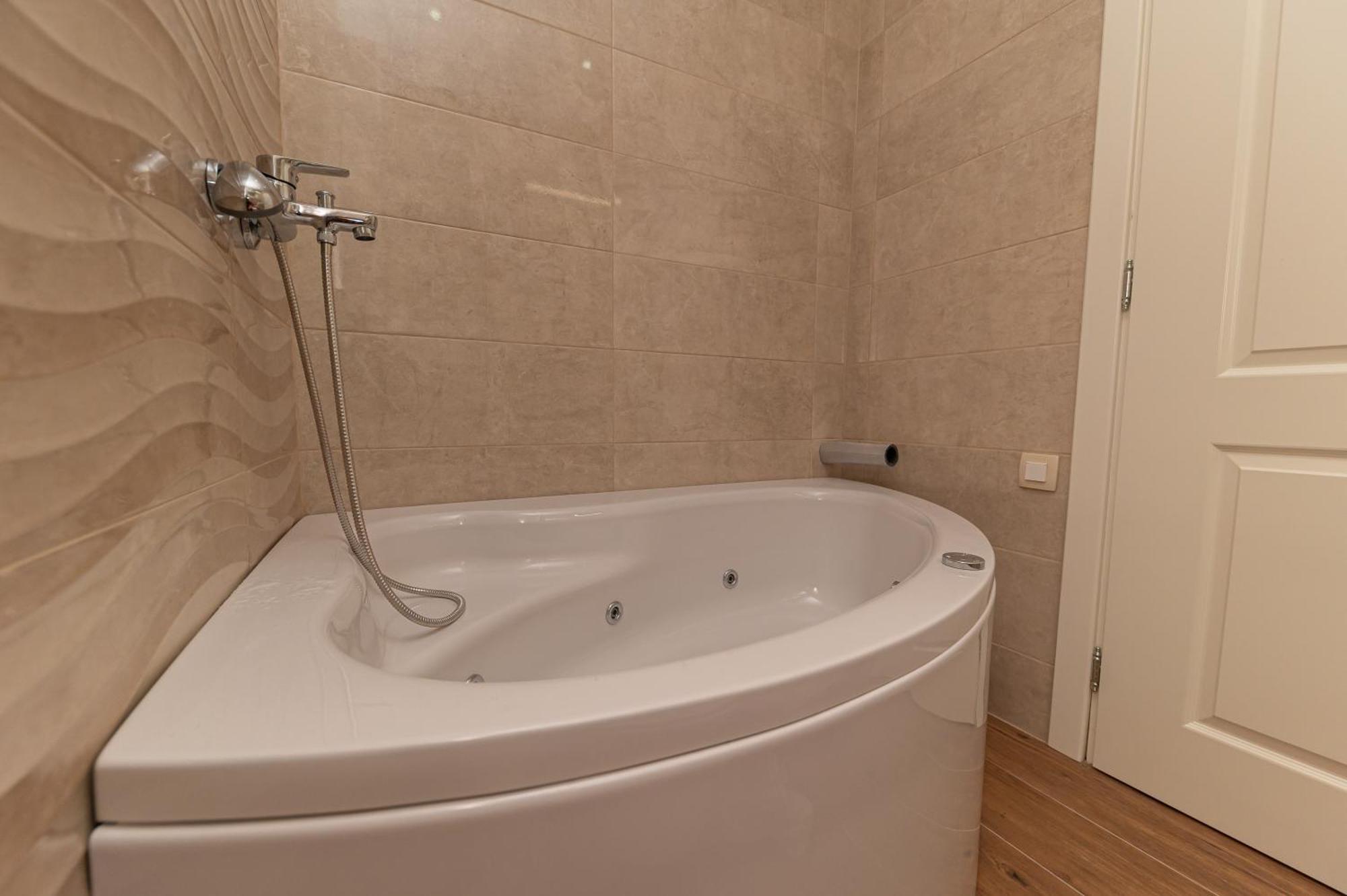 Red Hill Apartment Kotor Ngoại thất bức ảnh