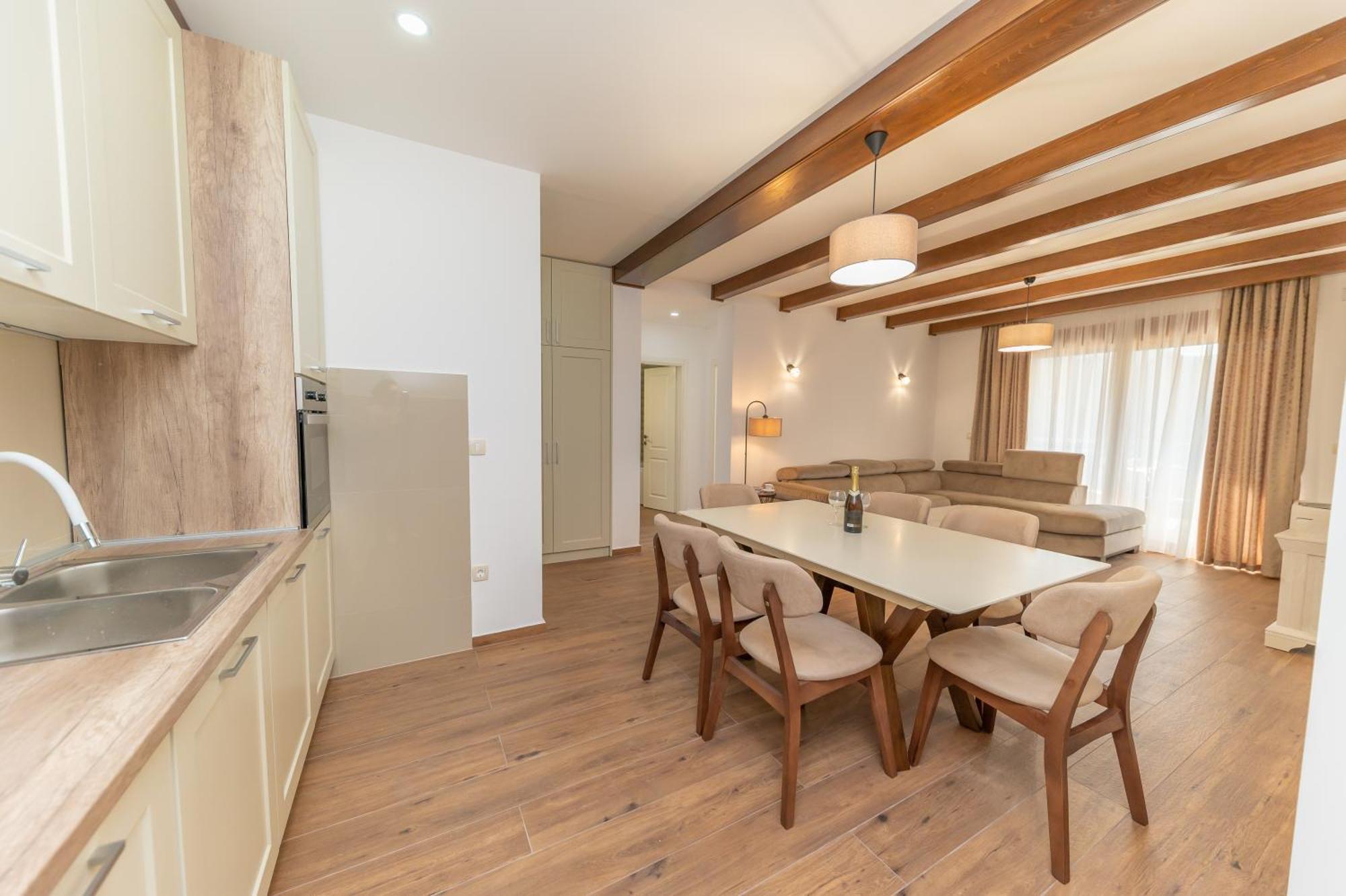 Red Hill Apartment Kotor Ngoại thất bức ảnh