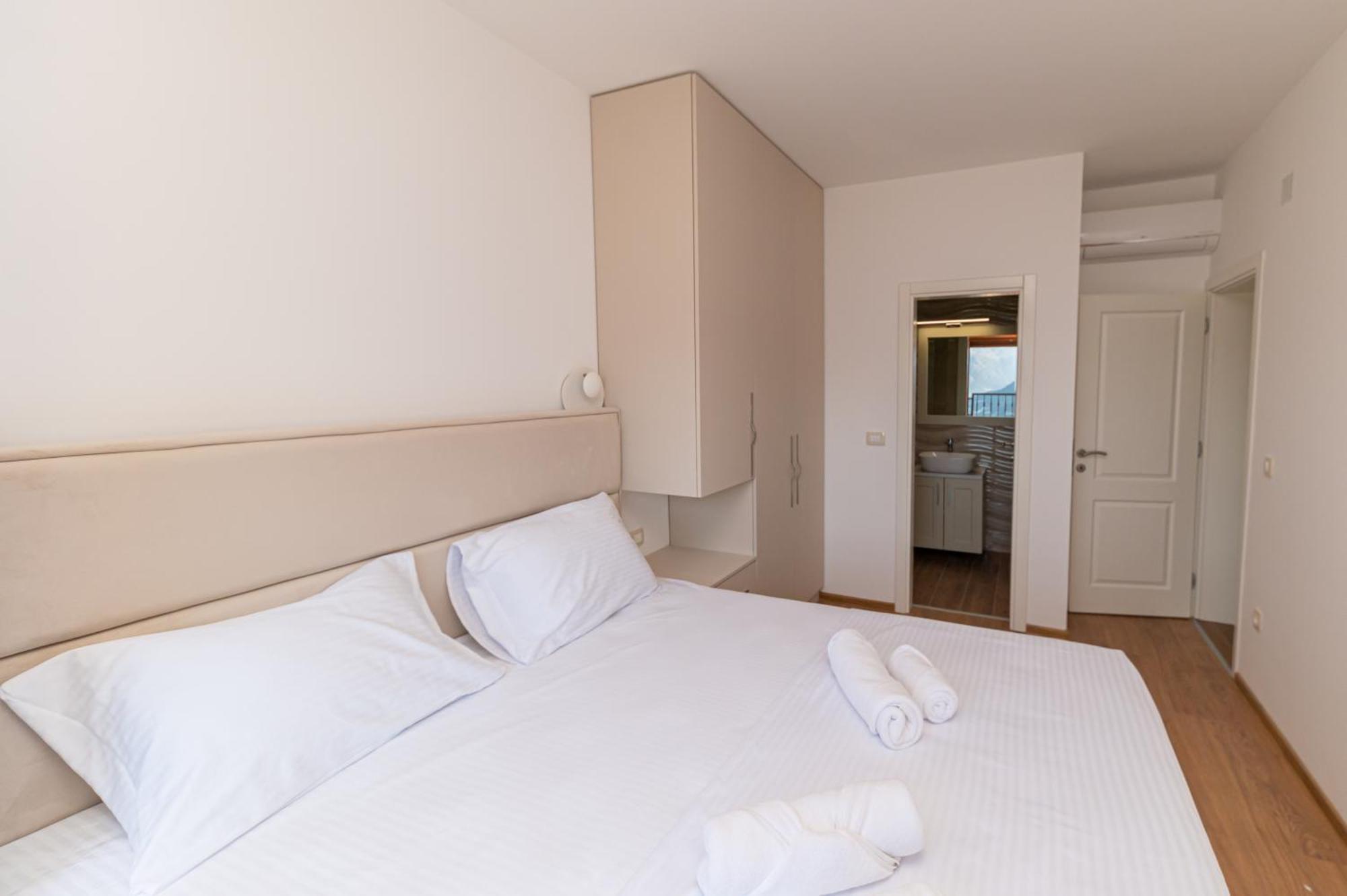 Red Hill Apartment Kotor Ngoại thất bức ảnh