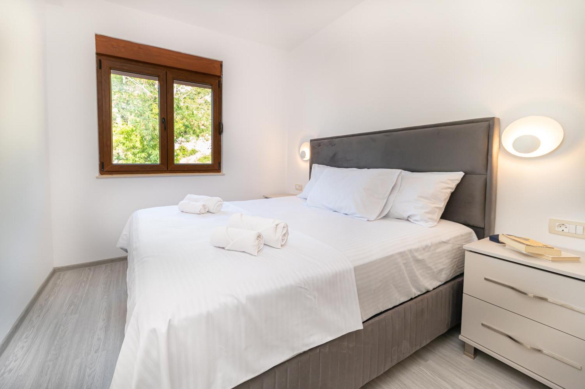 Red Hill Apartment Kotor Ngoại thất bức ảnh