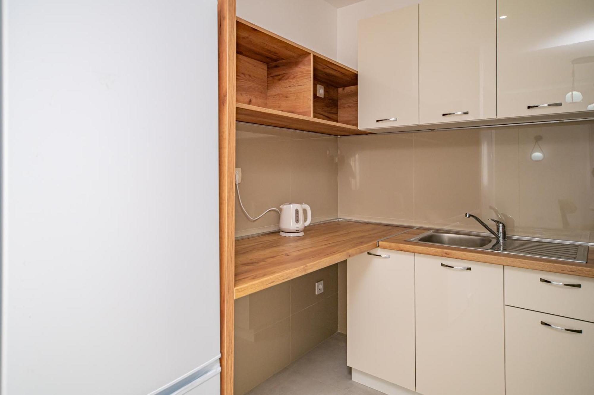 Red Hill Apartment Kotor Ngoại thất bức ảnh