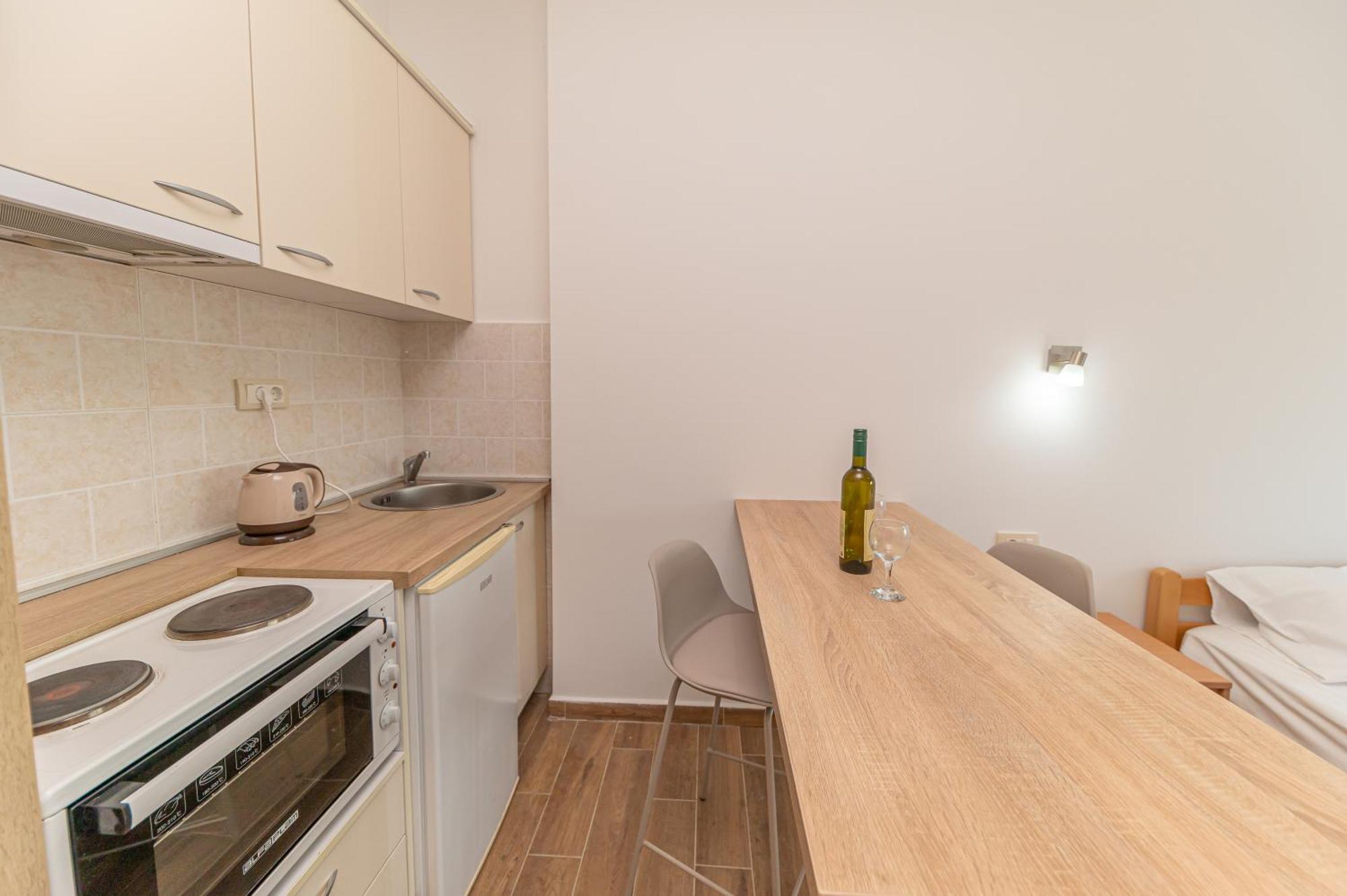Red Hill Apartment Kotor Ngoại thất bức ảnh