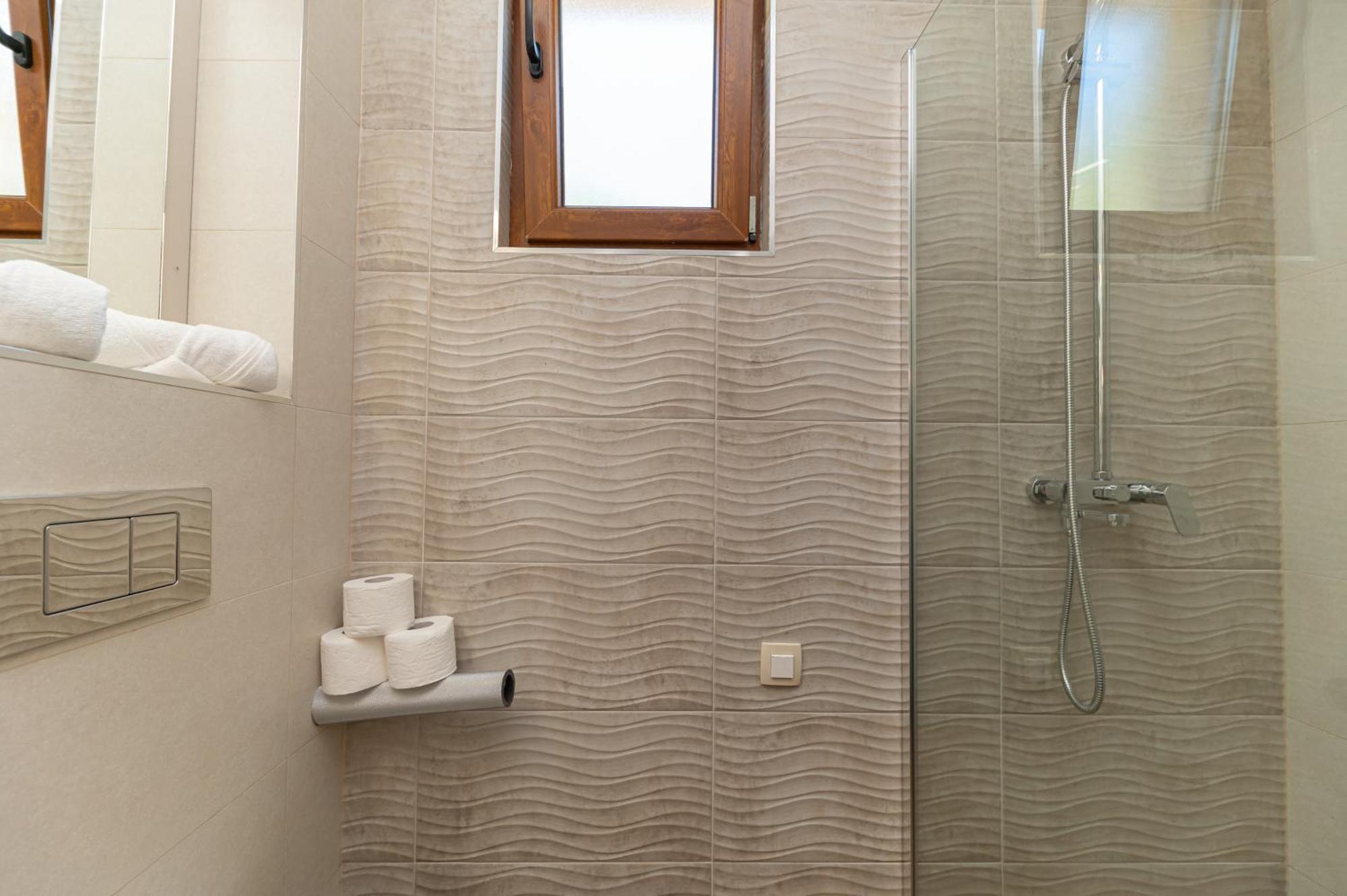 Red Hill Apartment Kotor Ngoại thất bức ảnh